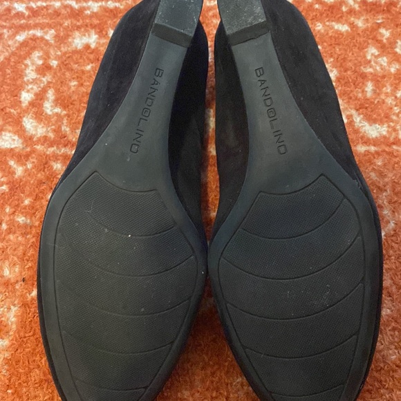 Bandolino Wedge Heels - Picture 4 of 5